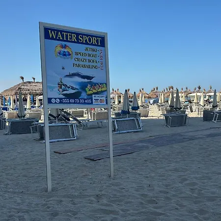 Lydia's Place By The Appartement